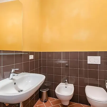 Pet-friendly Nel Centro Storico Di Apartamento Génova